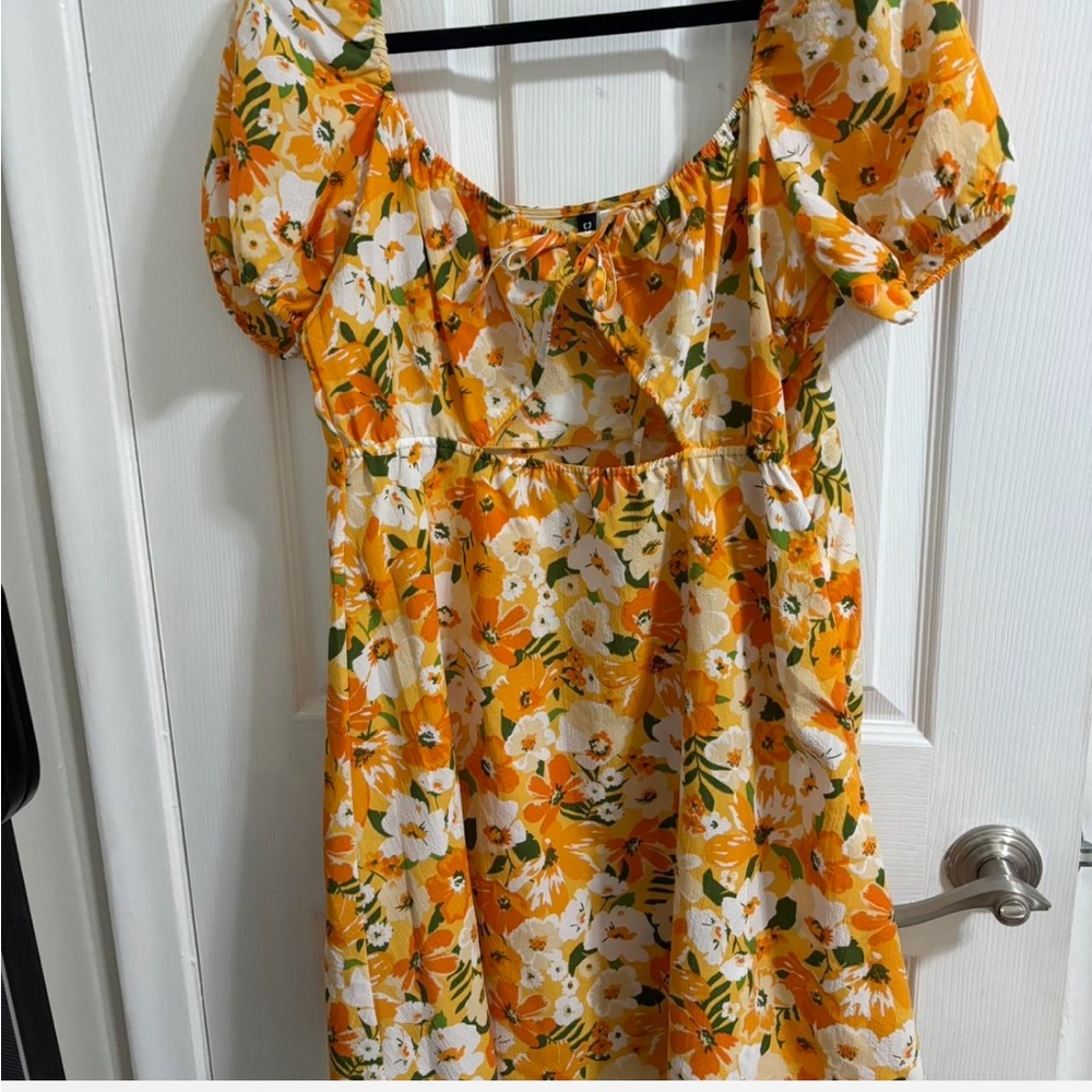 H&M Orange Floral Dress size L